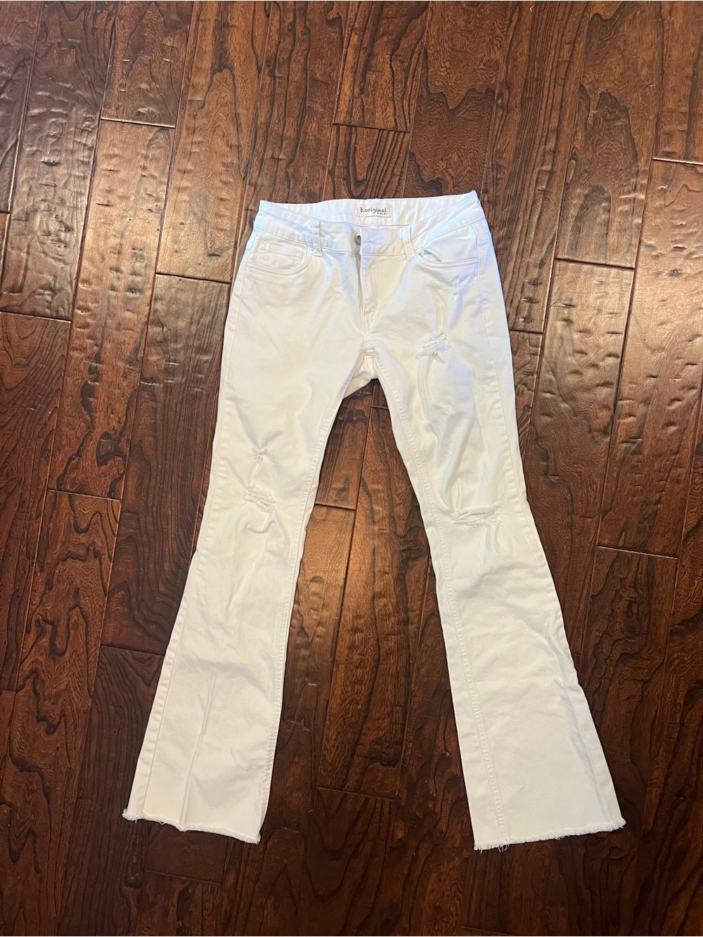 Women’s White Flared bootcut Jeans - Brand: b.original 
Distressed look
 27